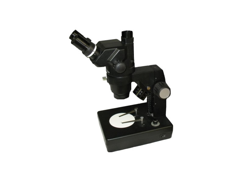 PetroPetroleum GL-99TI Trinocular with Built-In Light 